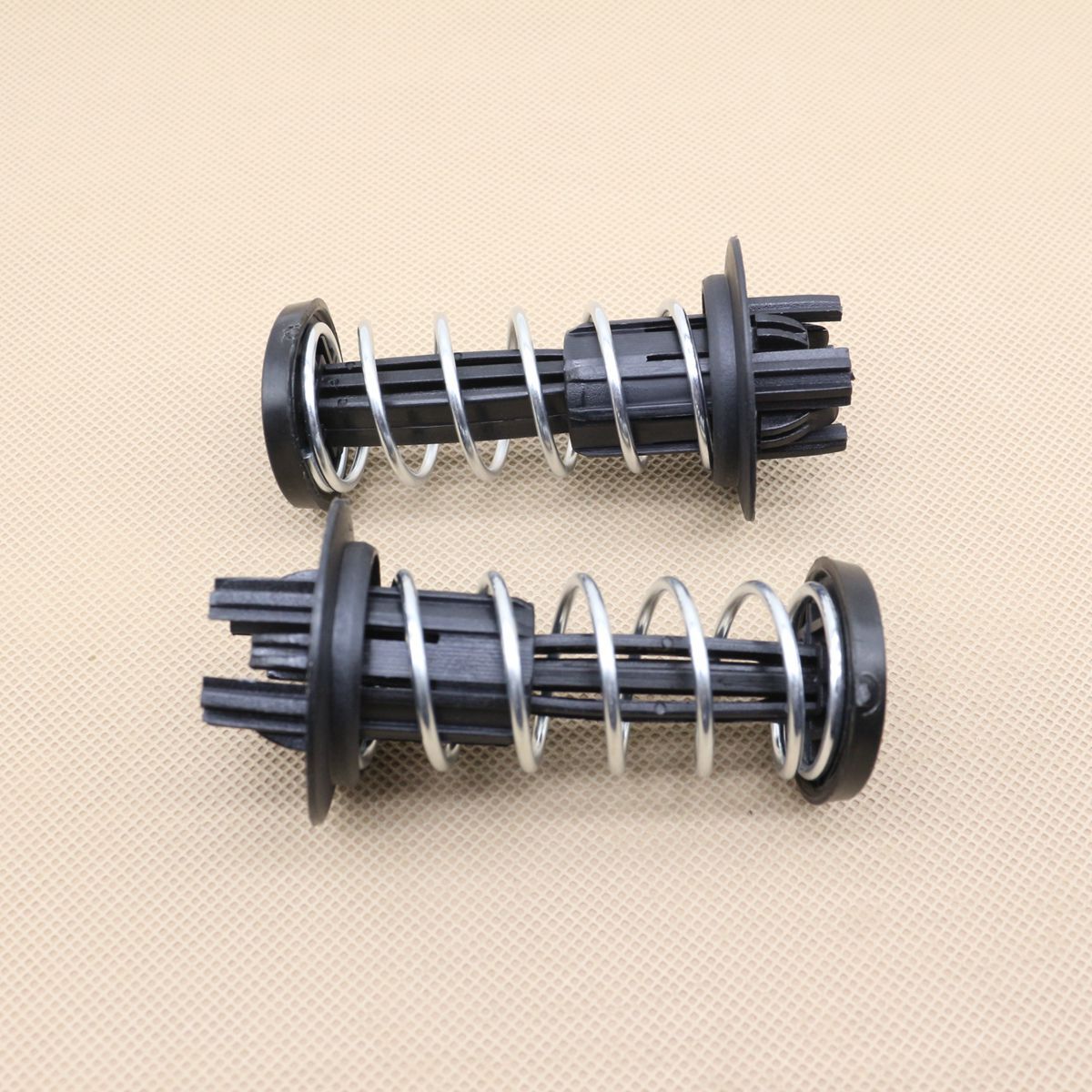 2-piece front hood stop spring lock clips suitable for Mercedes-Benz W204 W212 S212 A207