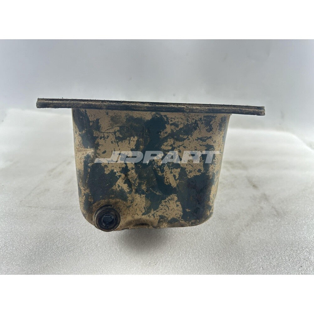 V1305 A oil pan is suitable for diesel engine parts.