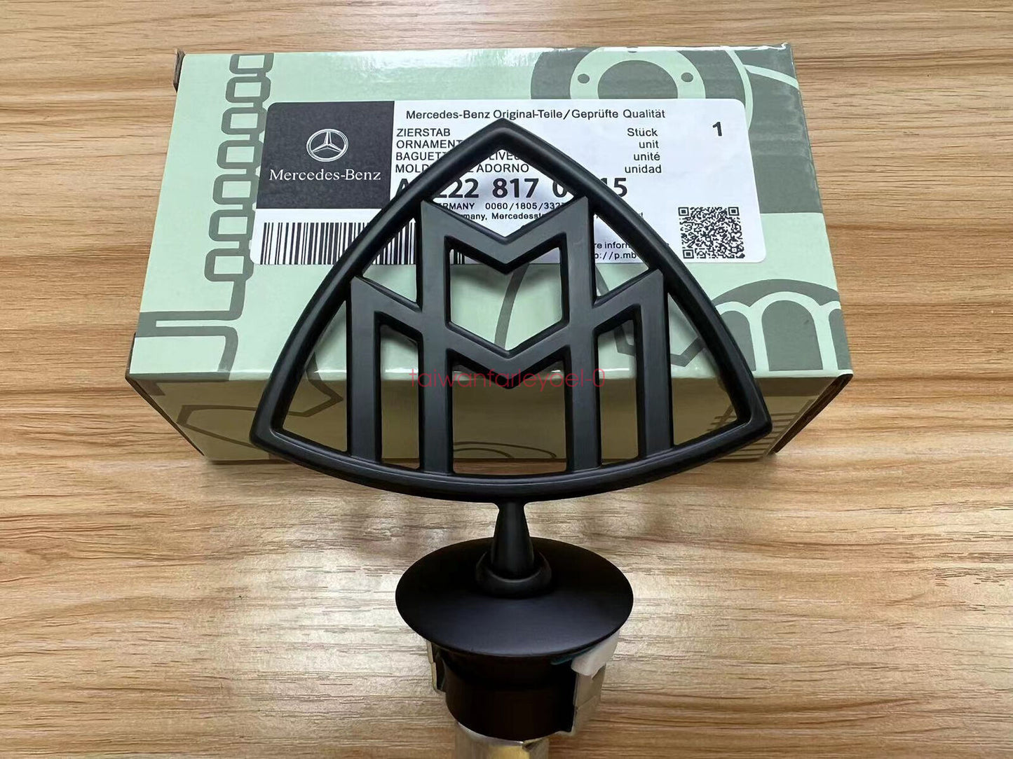 Matte Black for Maybach Hat Badge, Decorative Badge, Standing Star Version