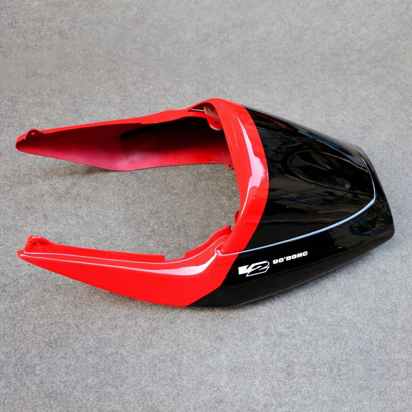 The rear for seat cover fairing is suitable for the for Honda Super Hawk VTR1000F (1997-2005).