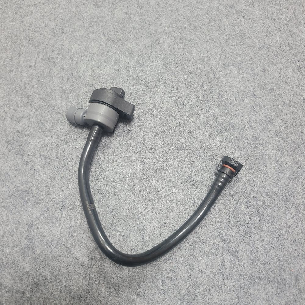 Fuel Tank Breather Valve for BMW F10 F01 523i 528i 530i N52N