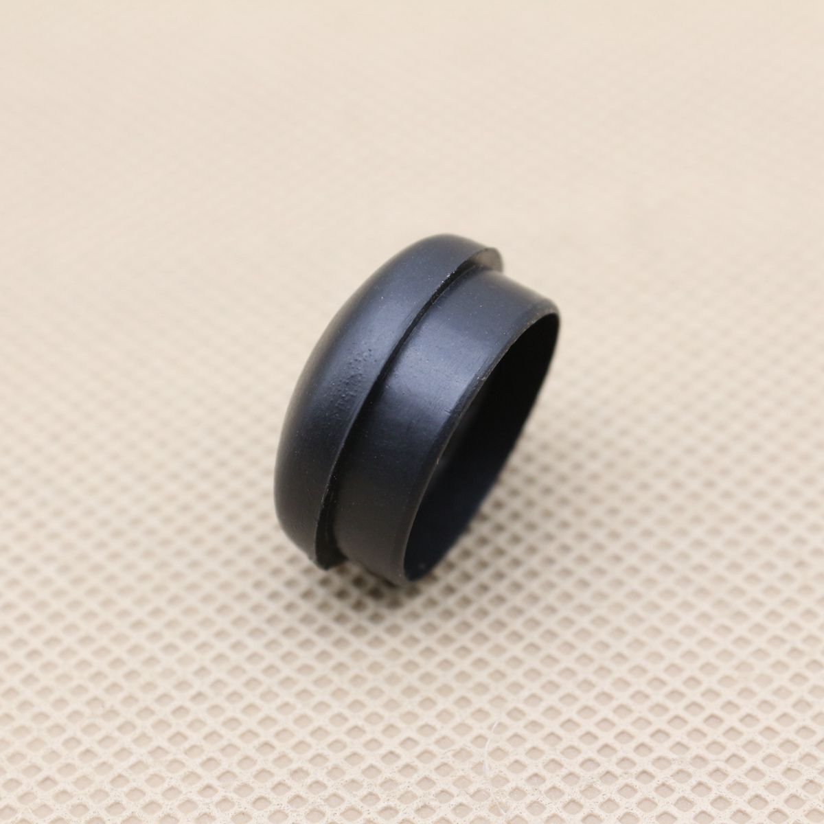 1 piece windshield wiper arm nut cap for Audi A3 A4 A5 A6 Q3 Q5 Q7 TT R8