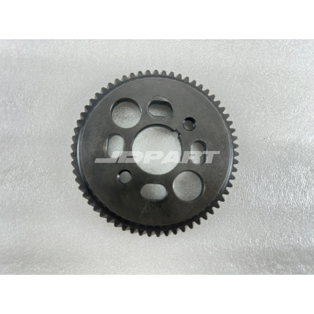 3TNV70 Shaft Idling Gear 119717-25930 is a part for 3TNV76 engine.