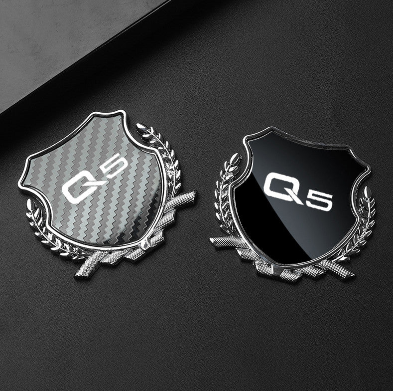 Black leather horseshoe buckle accessory for Audi A1 car keychain/key ring.