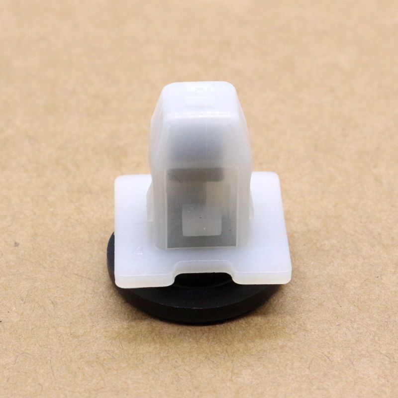 20 Suitable for Nissan Altima 2001-98 Rear Bumper Cover Cable Ring Mold Clip 638469E000