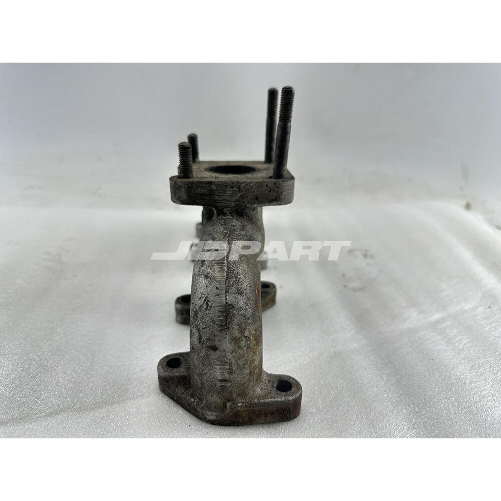 K4E exhaust manifold is suitable for excavator engine parts.