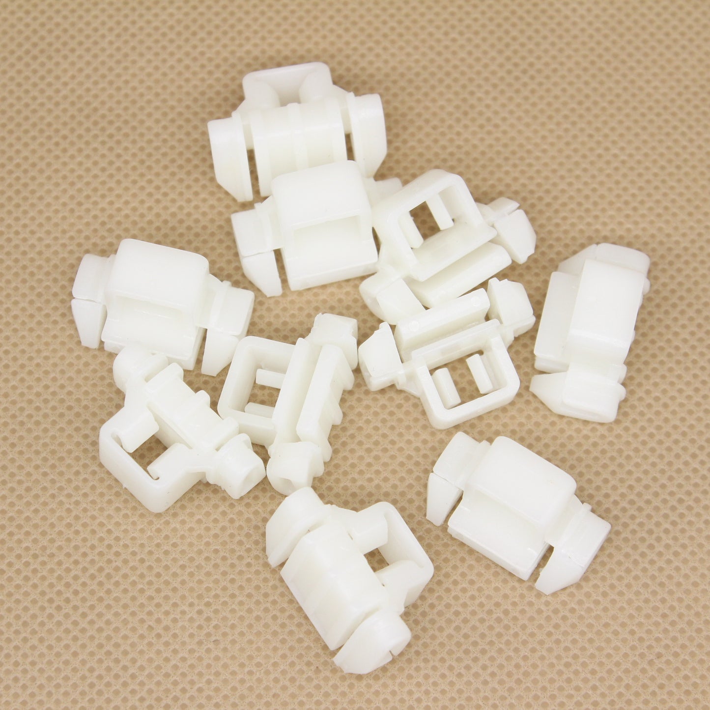 10 Pcs Moulding Trim Clips A 001 988 51 81 for Mercedes W201 190 W124 E-Class