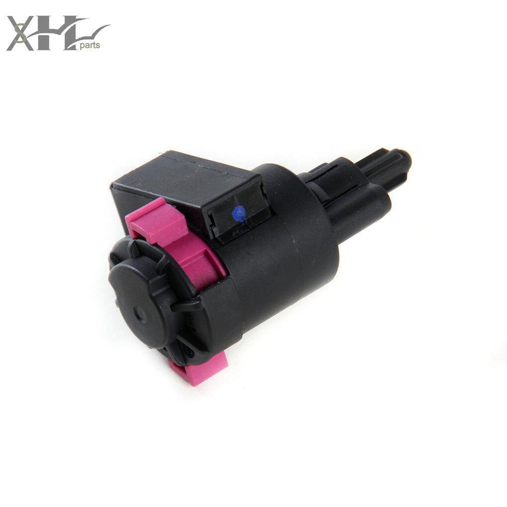 New stop brake light switch suitable for VW Phaeton and for Audi for A4 4F09459B Q