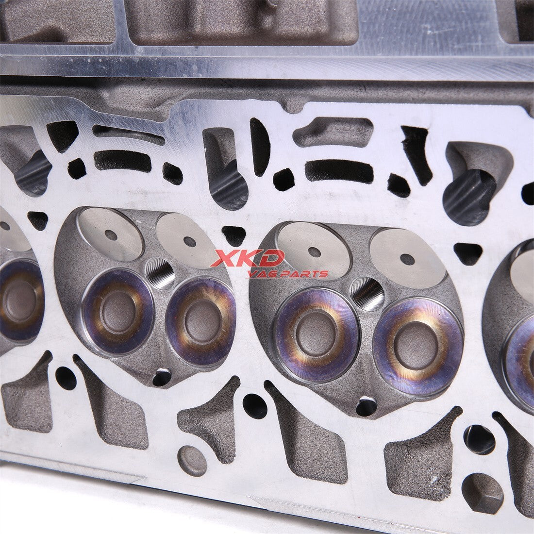 2.0T cylinder head and camshaft assembly suitable for Volkswagen for Golf GTI and for Audi S3 TTS