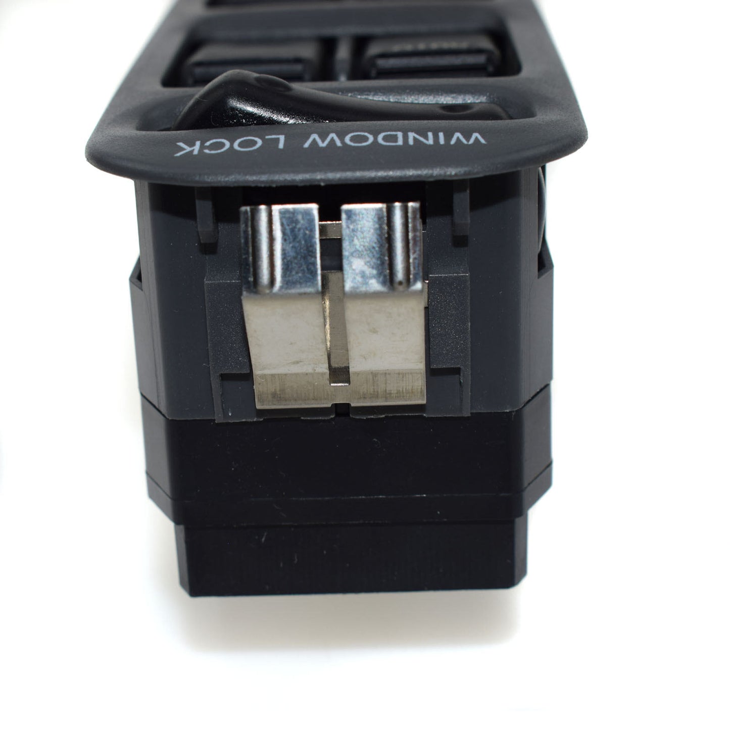 The new Window Master switch is compatible with trackers and for Suzuki Vitara 37990-75F00 99-04- n