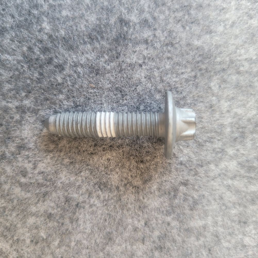 Engine oil pan bolts are suitable for BMW 320i, 328i, and 2014 models. Q