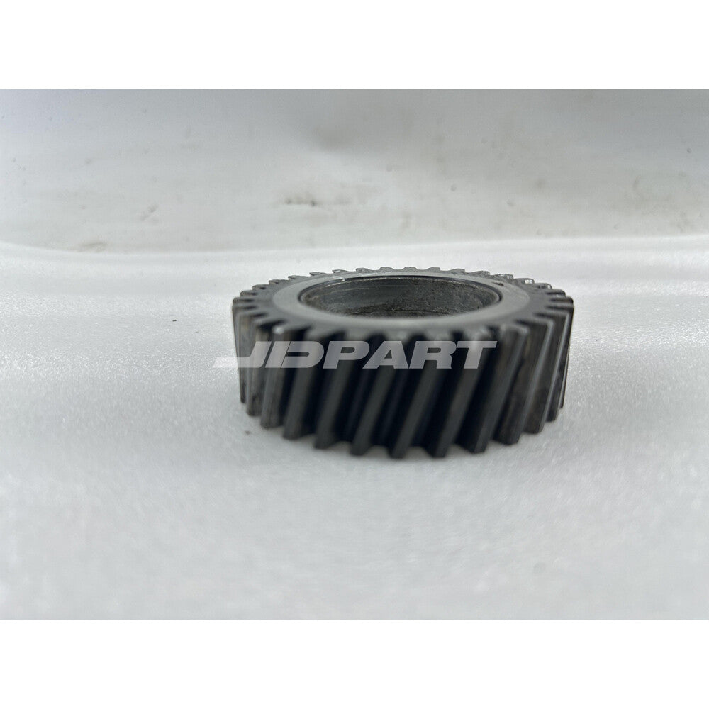 4FE1 B idler gear is suitable for Isuzu diesel engine parts.