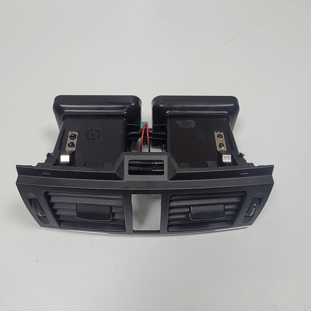 Central AC Vent Assembly for Mercedes C-Class W204 2007-2010