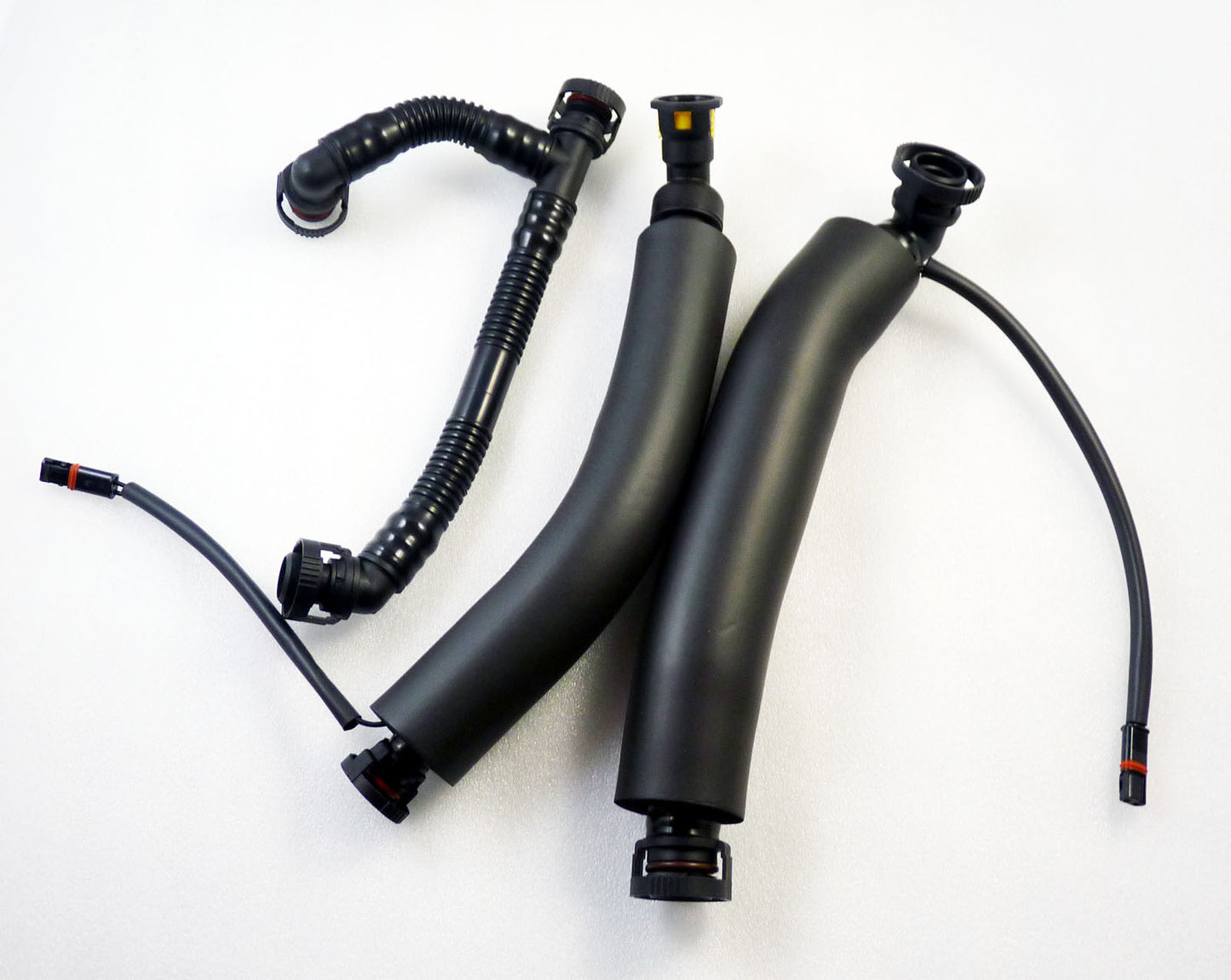 New crankcase breather hose kit for 2006 325i 330i E90 2006-2007 525i 530i E60- v