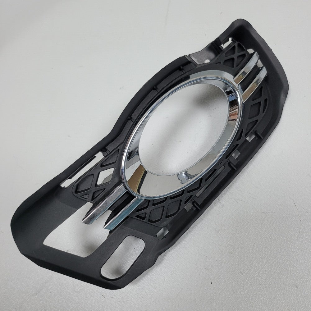 Chrome Front Part Foglight Bezel Trim for Mercedes W204 C300 C350 2008-11