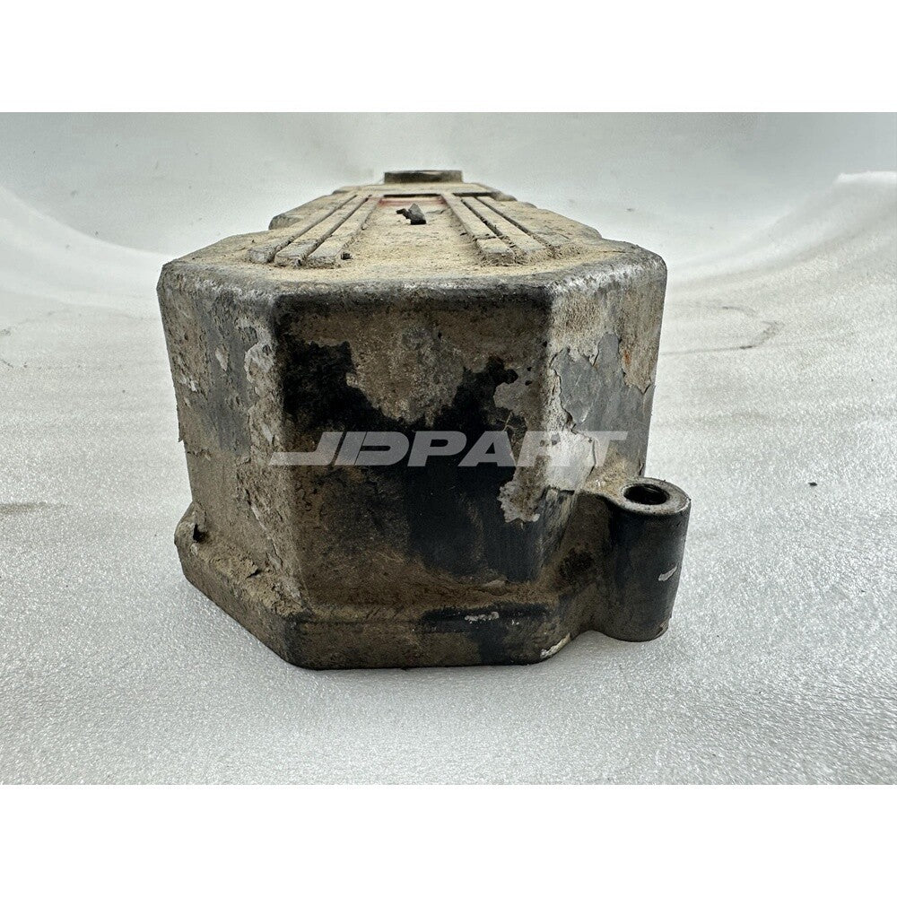 S4Q valve cover is suitable for diesel engine parts.
