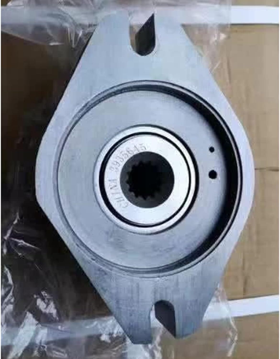 Hydraulic Pump Adapter 3936136 3936138 for 6B5.9 6BT5.9 4B3.9 Engine