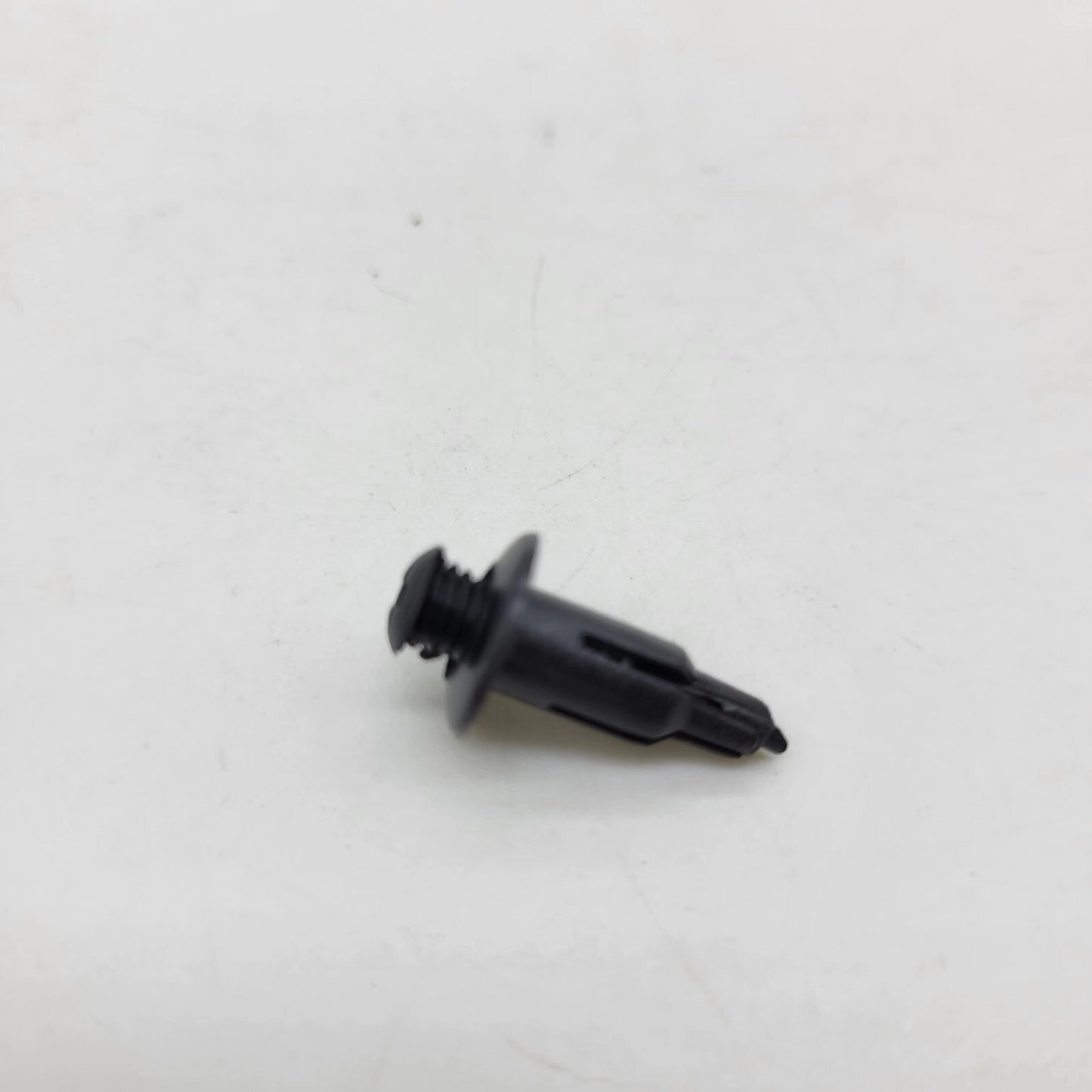 22 pcs Hood Mounting Push-Type Retainers Clips Fasteners for Hyundai 86157-37000