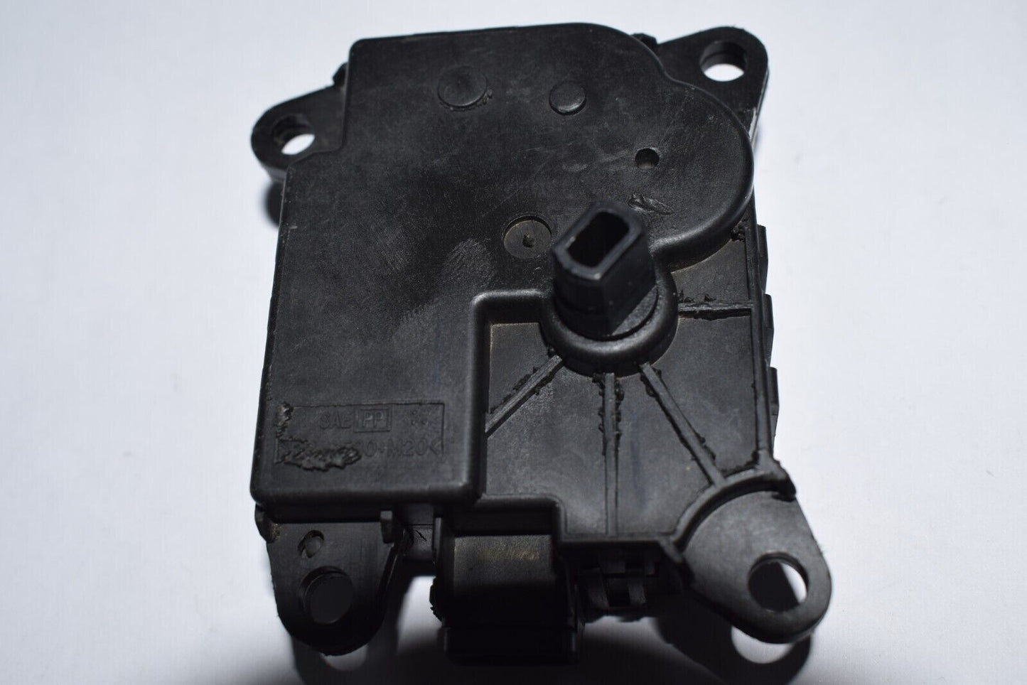 NEW Heater Blend Door Actuator for Nissan for Infiniti 27732A070A, 27732-A070A Q