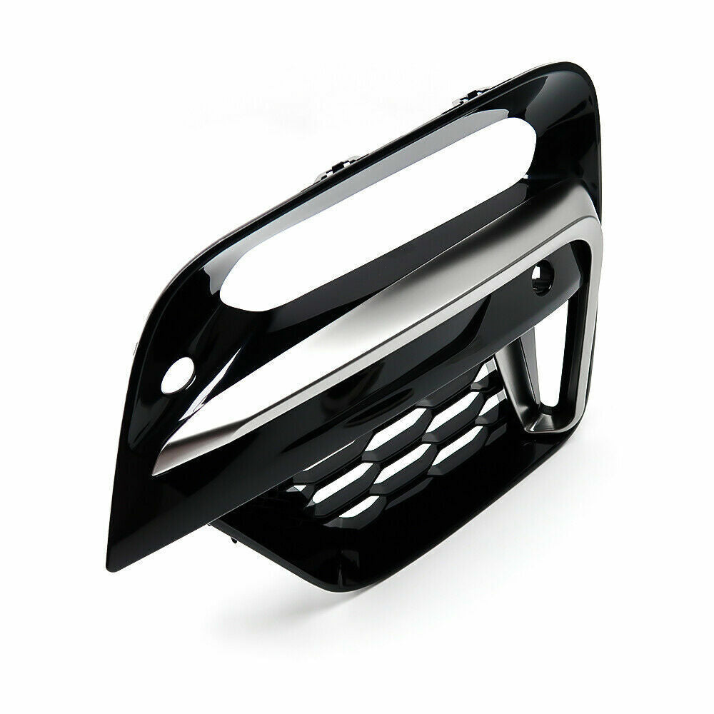 A pair of front fog light frame covers with grille trim perforations suitable for 2018-2023 for BMW X3 and X4.