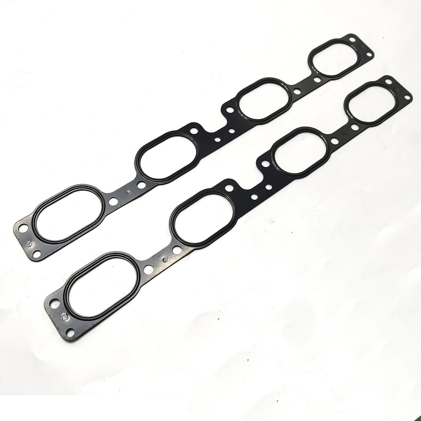 The new LR006635 engine hood gasket kit is suitable for Range Rover Sport 05-09 4.2L.