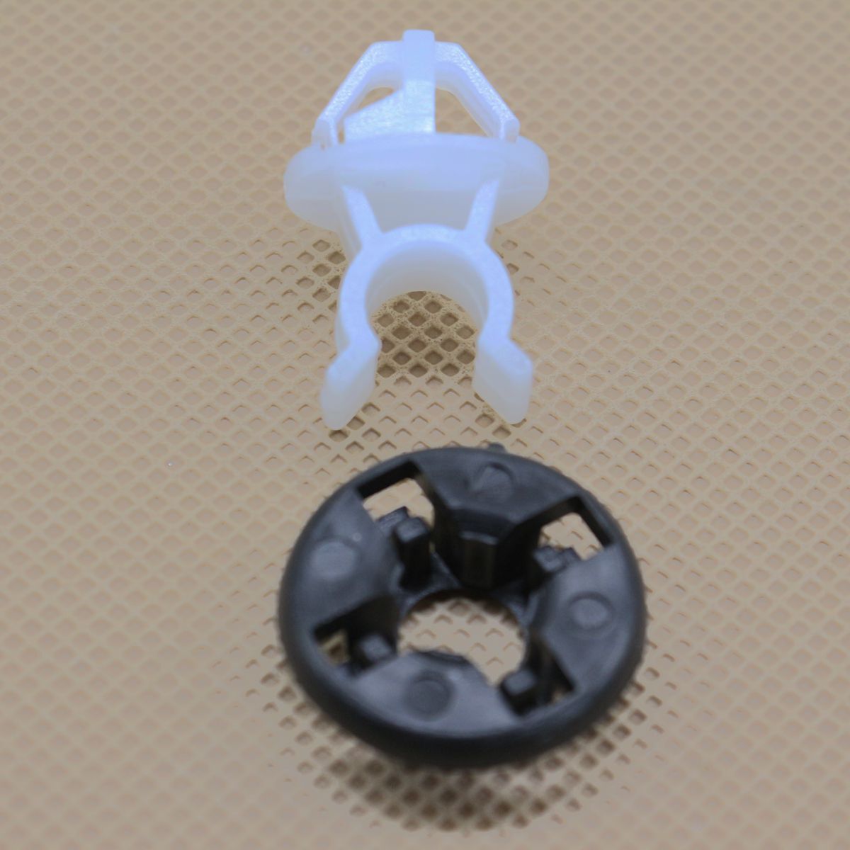 New hooded support rod grommets and clips for Mitsubishi Lancer Outlander