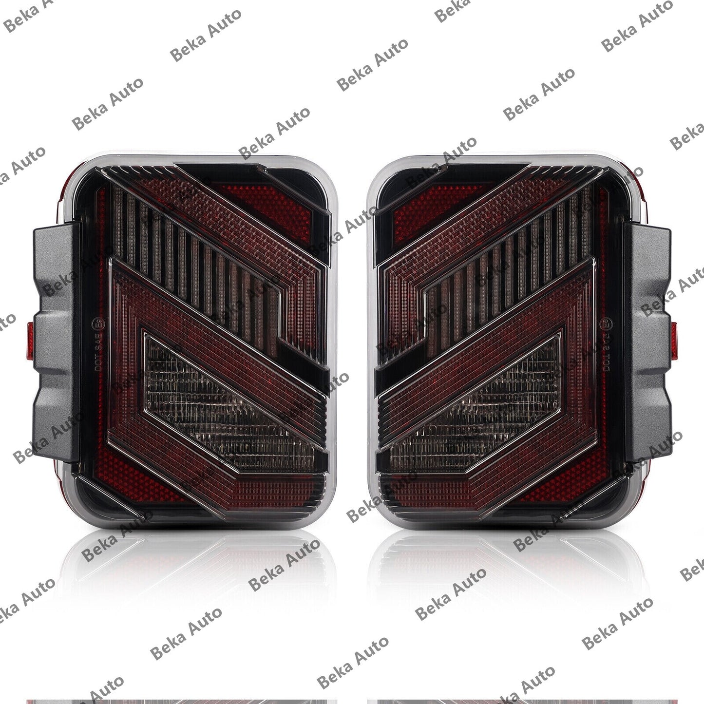 1 pair of for Jeep Gladiator JT 2020-2024 transparent S LED taillights, turn signals, and stop lights.