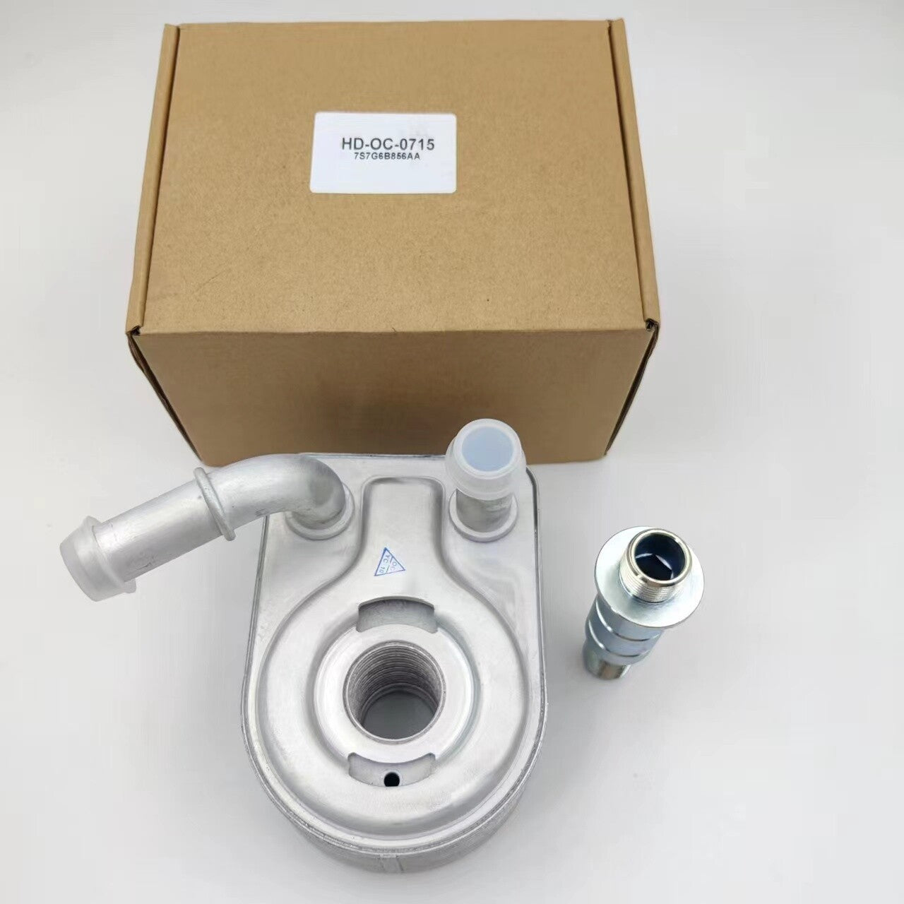 The new engine oil cooler is suitable for Ford B-MAX FIESTA FOCUS GALAXY MONDEO 1.4 1.6L engines.