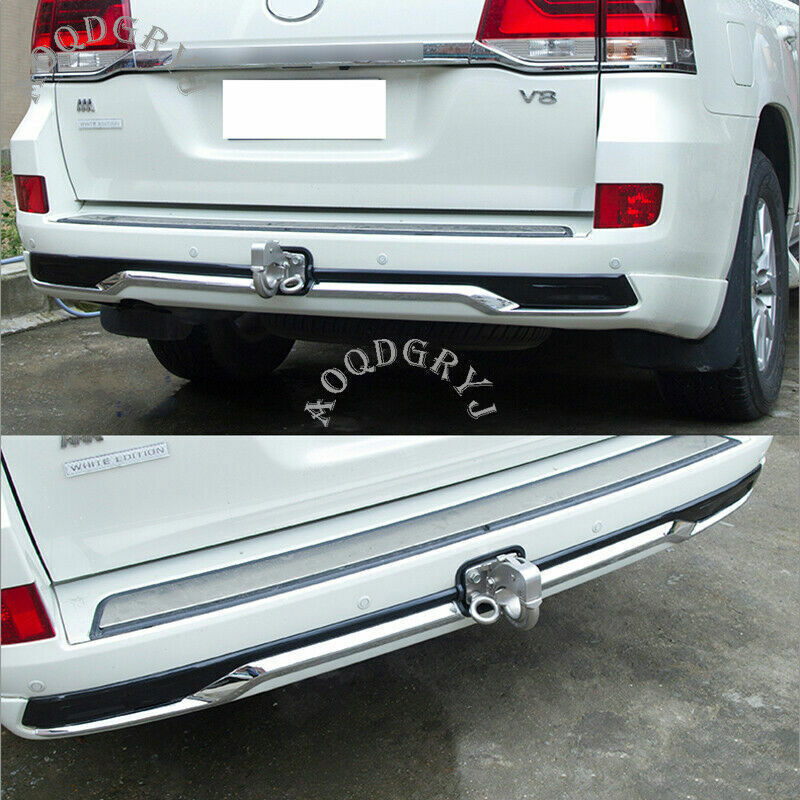 Chrome-plated molded side fender covers for Honda Accord 2003-2007 models.