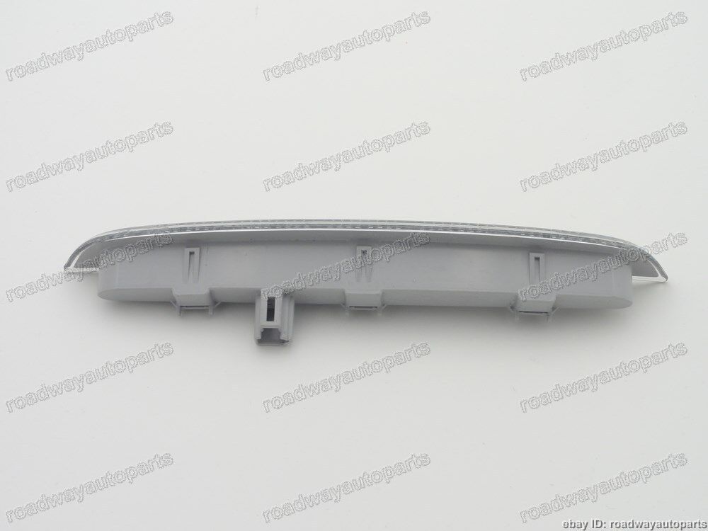 Third 3rd Tail Brake Stop Light Lamp 8334A113 for Mitsubishi Outlander 2013-2016