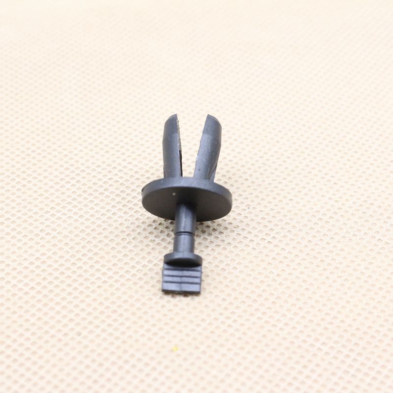 10-piece push-type retainer clip rivets suitable for GM 14039420