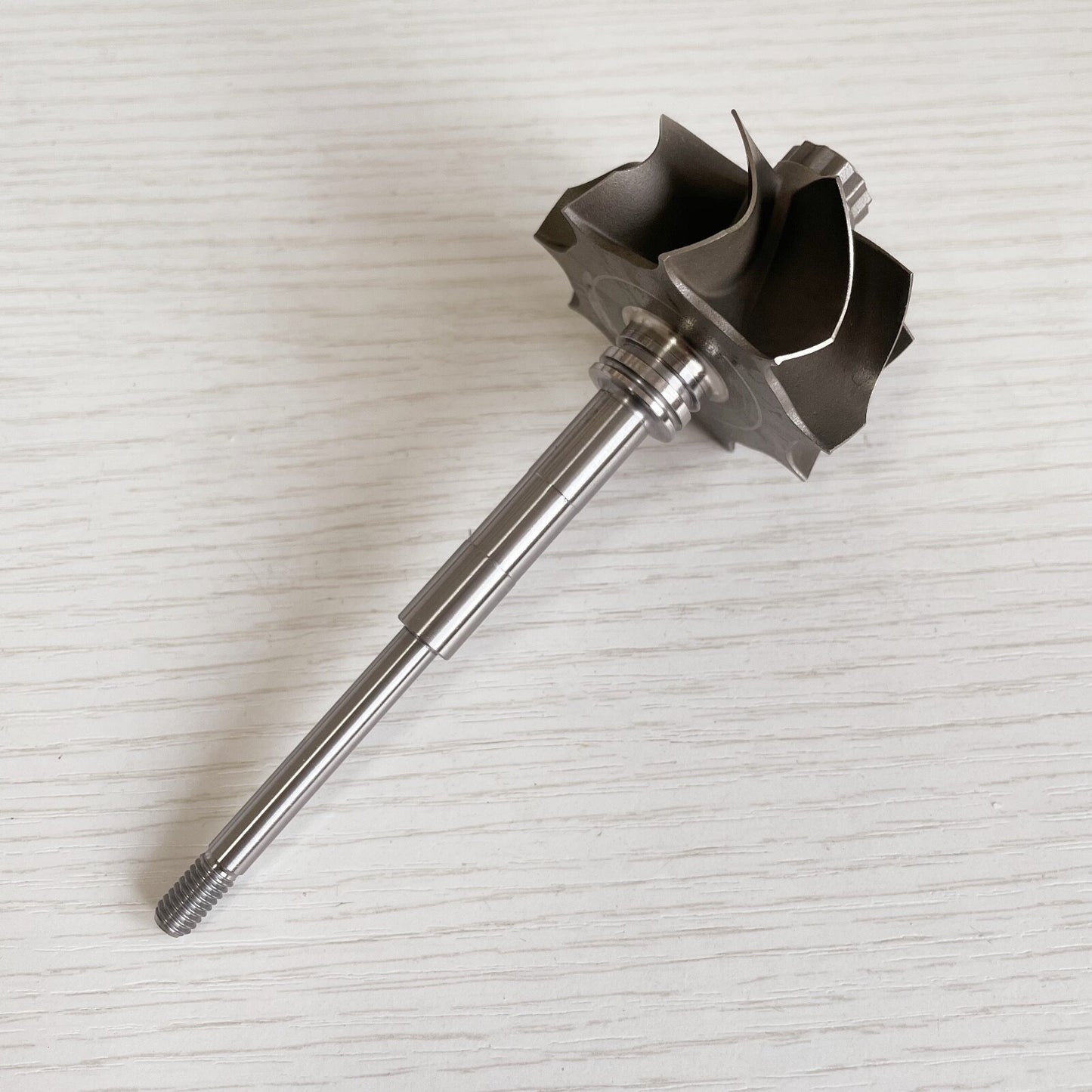 GT28 Logitech bearing 46.95x53 mm 9-blade turbocharger turbine shaft and wheel