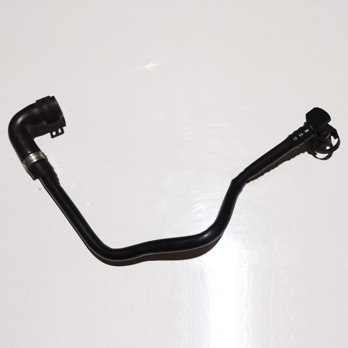 Crankcase breather hose 94810524504 for for Cayenne 9PA 48L 2008-2010- v