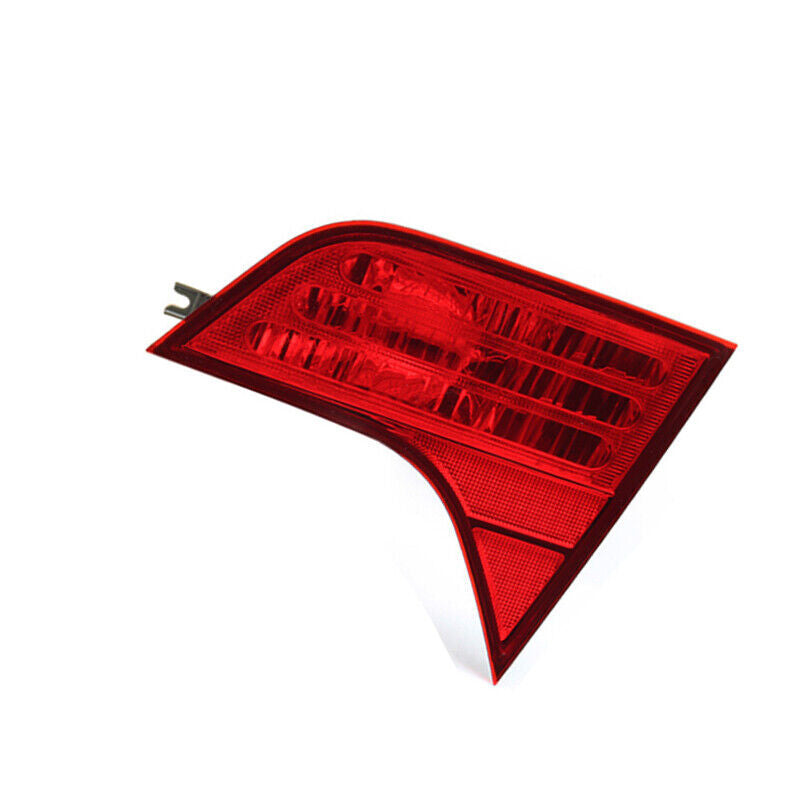 The left rear bumper interior indicator light/parking light is transparent and suitable for Honda for Civic 2006 - 2011.