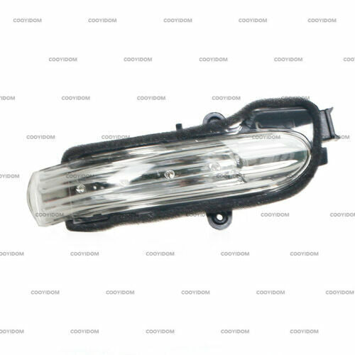 Right For 2004-07 for Mercedes-Benz W203 Rearview Mirror Turn Signal Indicator Lamp