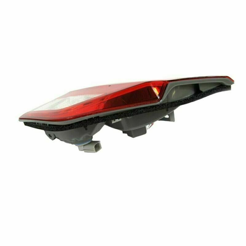 Left rear inner taillight and rear brake for Jeep Grand Cherokee 2011, 2012, 2013