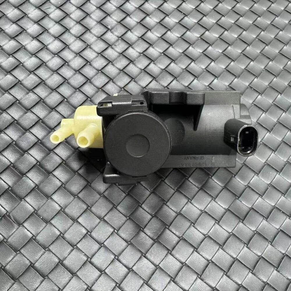 1 PC Pressure Valve for Mercedes-Benz A, C Class W176 12-18