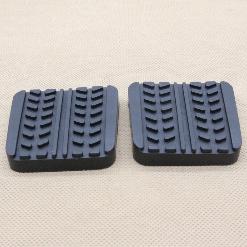 2. Brake and clutch pedal pad protectors for Mazda RX-7 323 626 929 B-series MPVs.