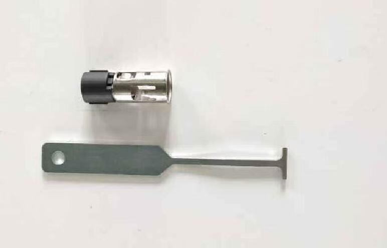 for Chevrolet for Cadillac 98-19 25776667 Cigarette Lighter Socket with Removal Tool