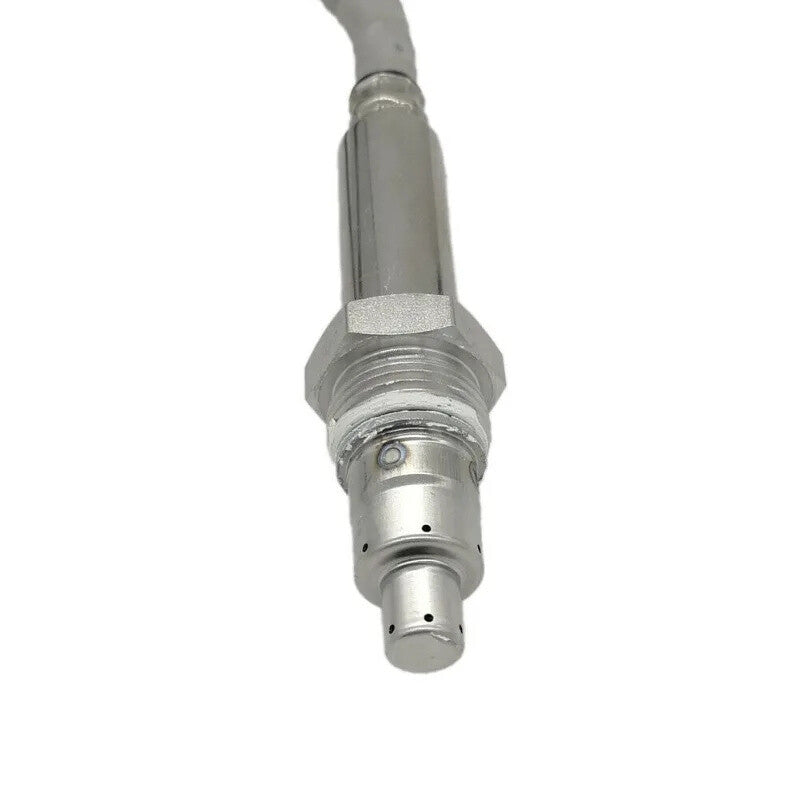 The upstream air-fuel-oxygen sensor is suitable for Mazda CX-7 2.3L 2007-2009 L33L-18-8G1E-9U