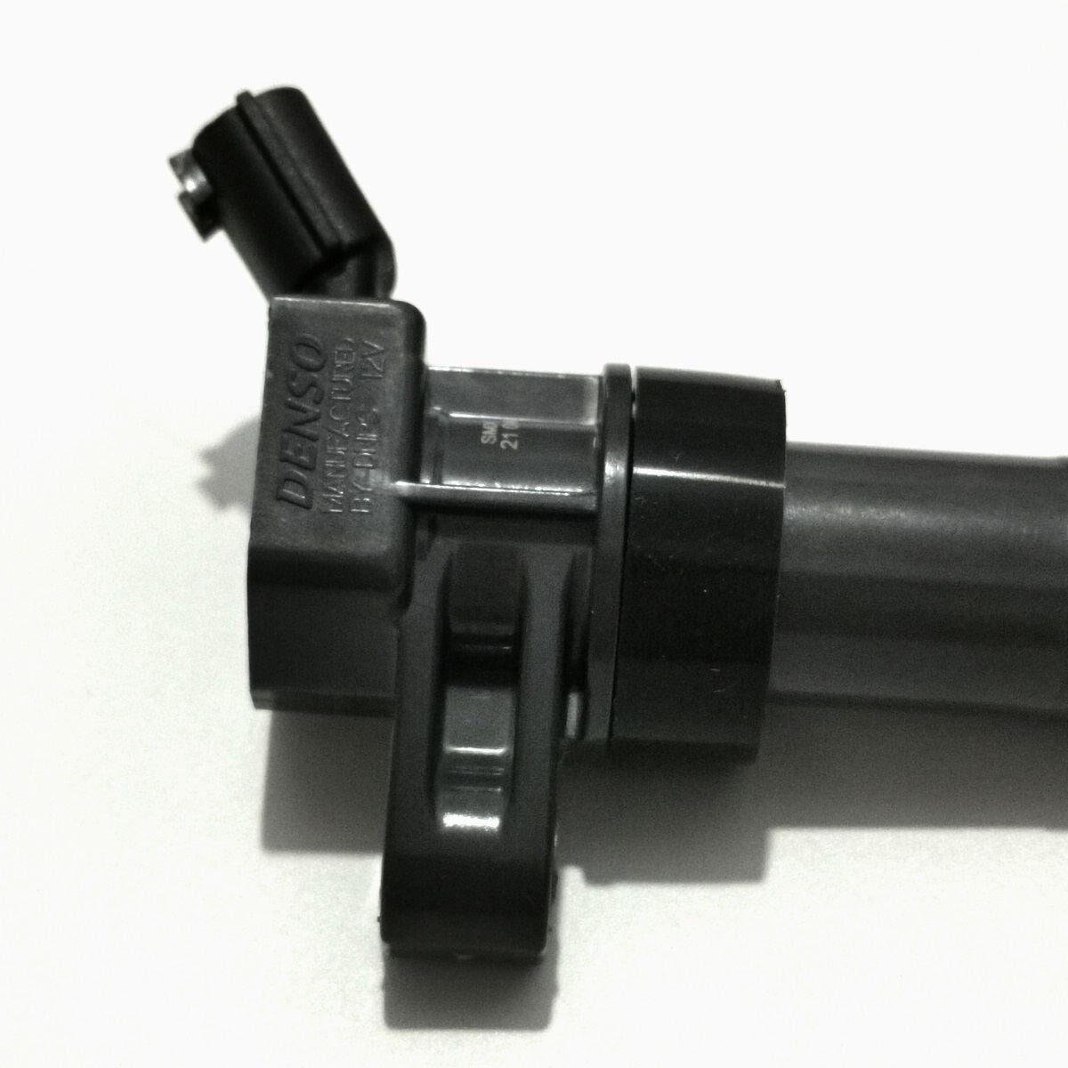 273003F100 ignition coil is suitable for Hyundai for Genesis Santa Fe Sonata and for Kia Optima Forte
