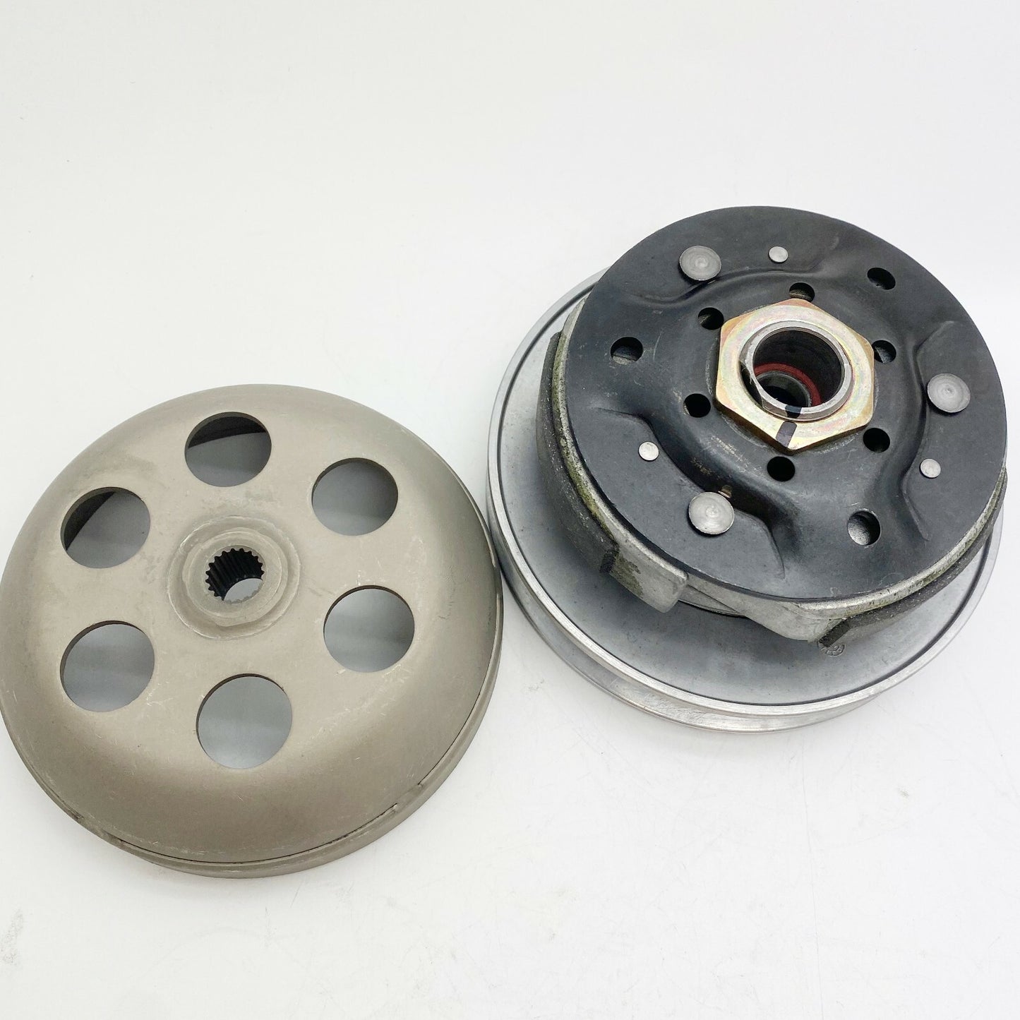New Drive Clutch Assy VARIATORE for Honda CN250 CF250 Helix CN 250 Scooter 19T