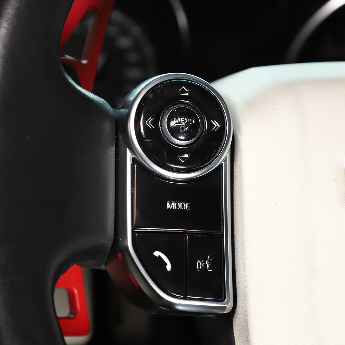 Alloy phone holder tray ventilation bracket decoration suitable for ta Tacoma US- v