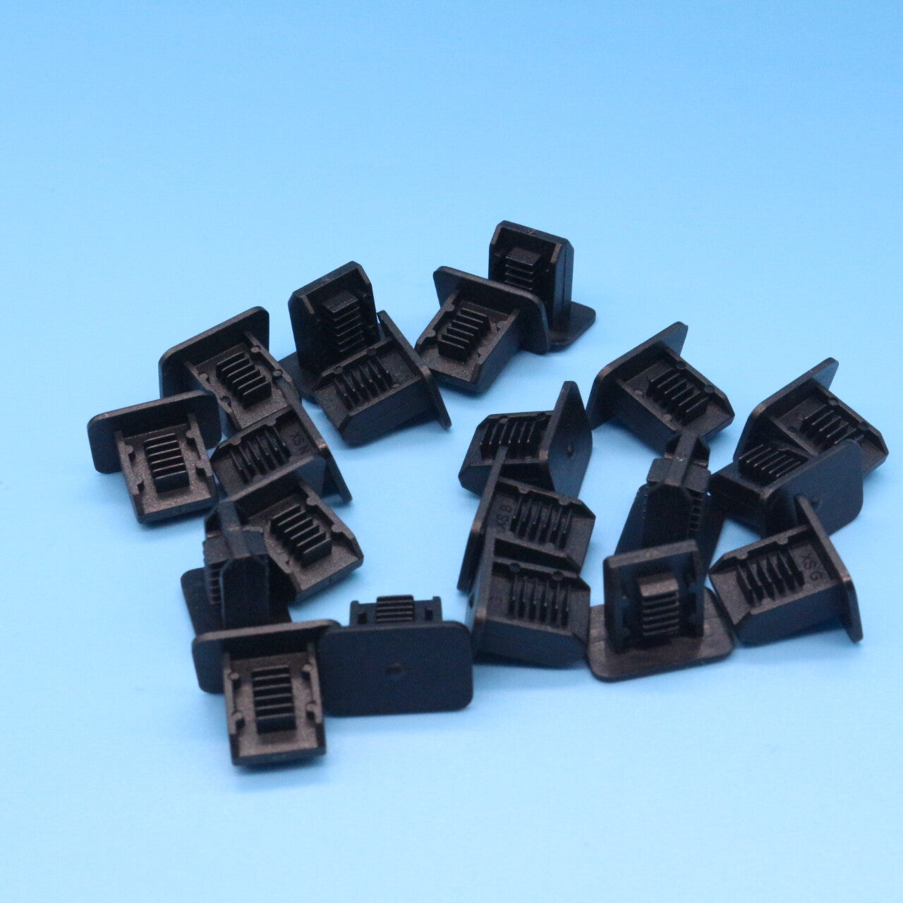 HEADLINING ROOF LINING PILLAR D TRIM RETAINER CLIP for VW 357-867-646,20PCS