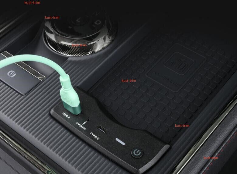 Car Wireless Phone Charger Pad Fast Charging Pad Base for Ford Fusion 2022-2024