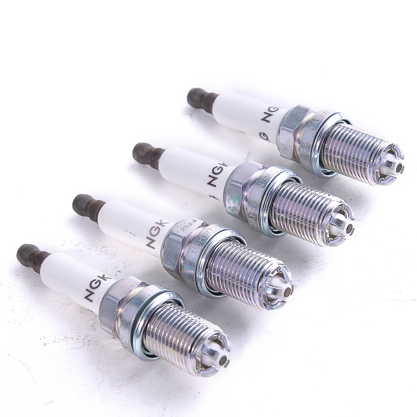4Pcs Spark Plug Kit for VW for Jetta for Golf GTI MK5 MK6 for Passat B6 B7 for Audi for A4 for A5 2.0T Q