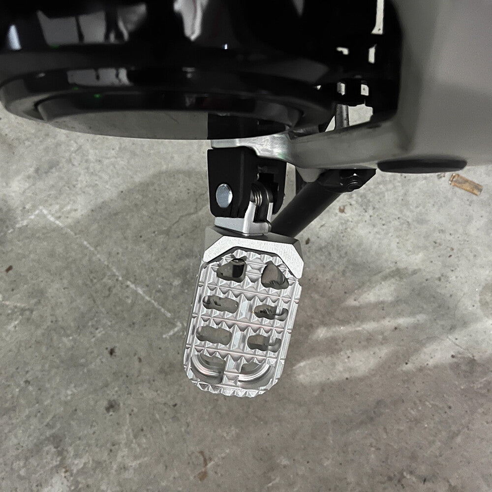 CNC Footrest Foot Peg Enlarged Riders Foot Rests Extender Pedal For CFMOTO 800MT