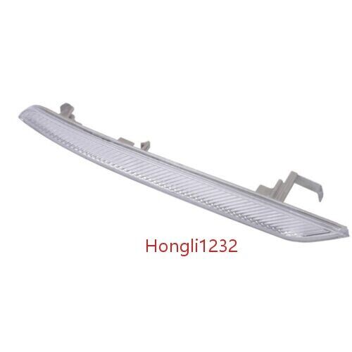 Fit For Auto for BMW E71 E72 X6 08-14 Front Bumper Side Marker White Reflector Trim