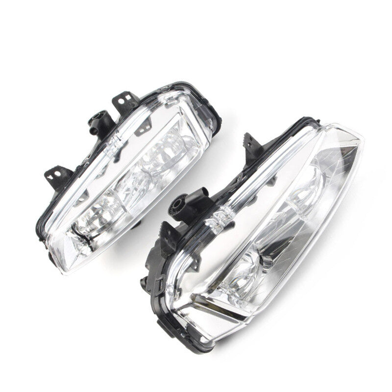 A pair of front bumper fog lights are suitable for the for Land Rover for Range Rover Evoque 2011 - 2015