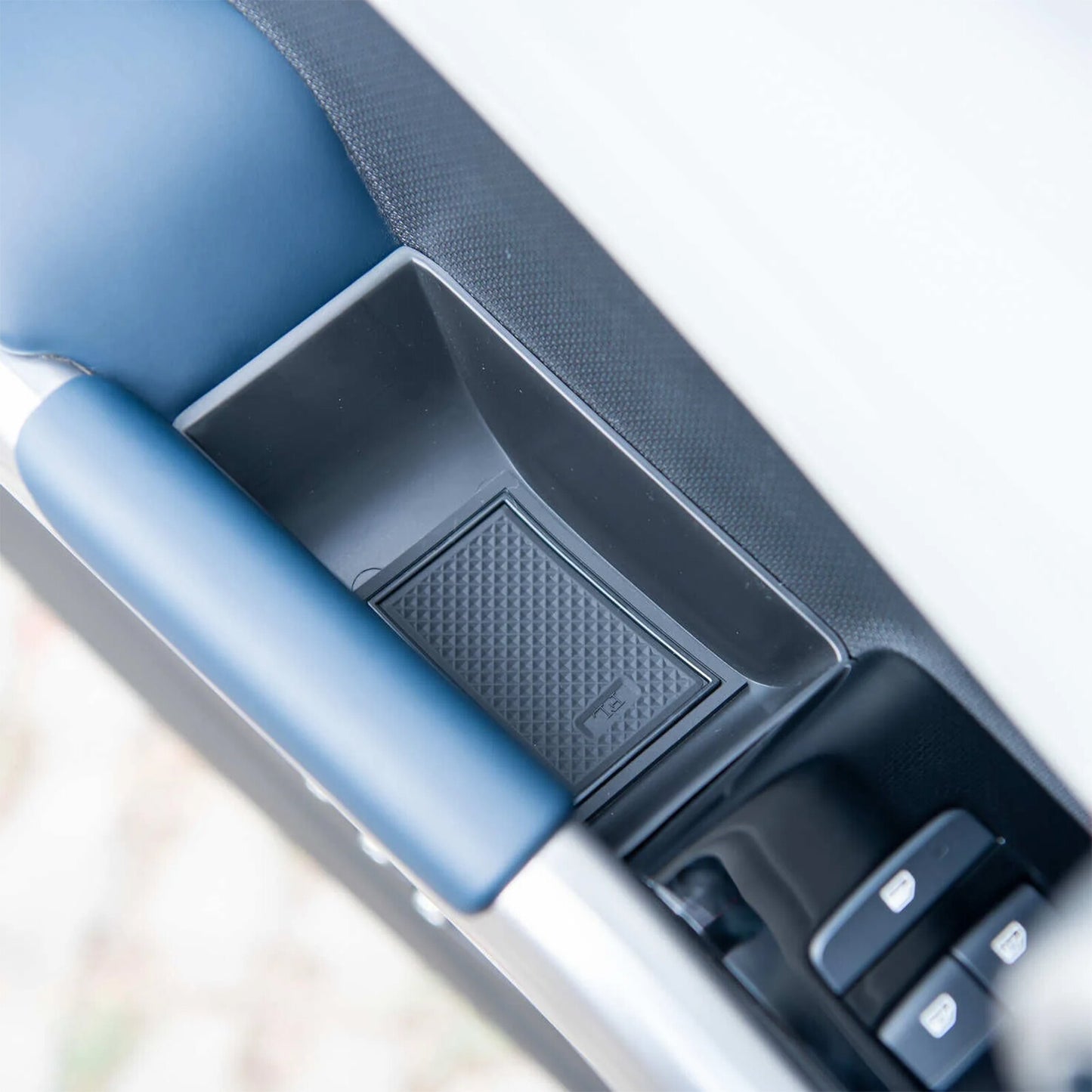 Front Rear Side Door Handle Storage Box Container Holder for BYD Atto3 2022-2024 Q